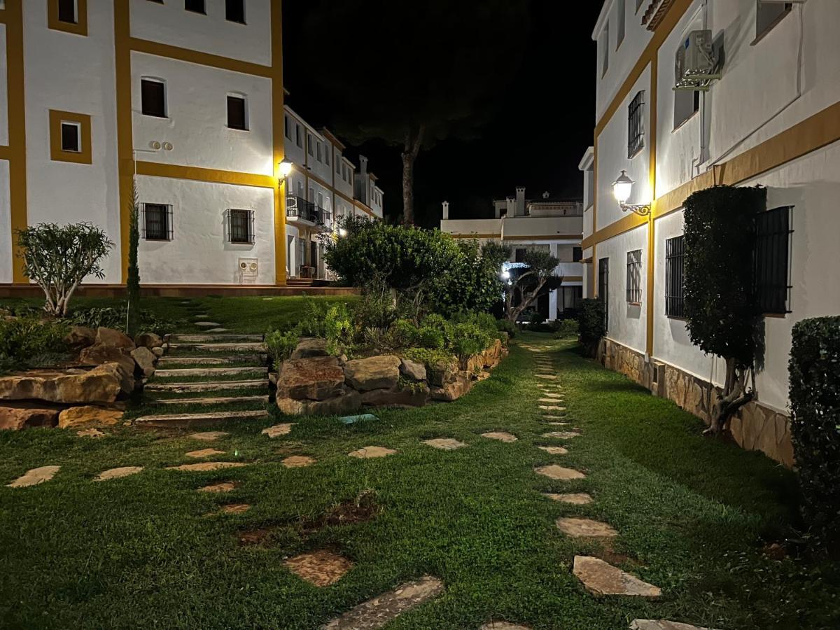 Ruhiges Eckreihenhaus Mit Pool In La Sella Zarzas One Denia Villa Педрегер Екстериор снимка